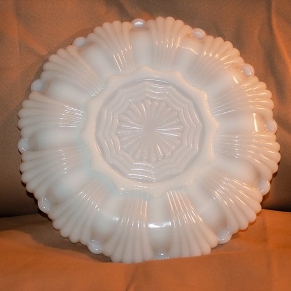Anchor Hocking Milk Glass and Gold Rimmed Egg or Oyster Plate - Picture 4 of 5